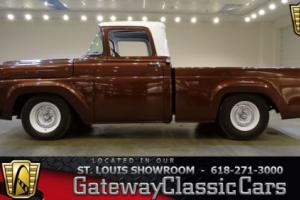 1960 Ford F-100 --