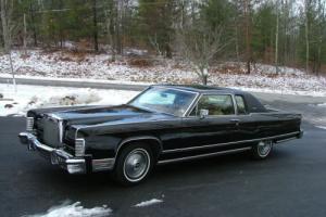 1977 Lincoln Town Coupe Photo