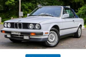 1990 BMW 3-Series 325i Photo