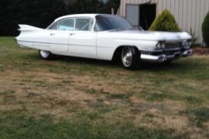 1959 Cadillac Deville Photo