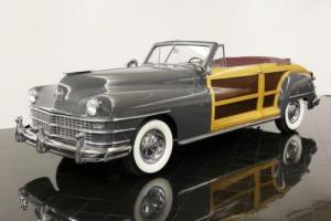 1948 Chrysler Town & Country Photo