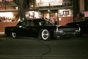 1961 Lincoln Continental Photo