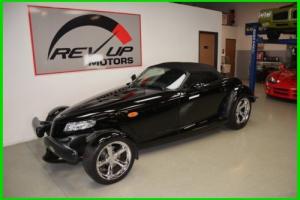 2000 Plymouth Prowler Photo