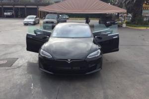 2016 Tesla Model S 75D Photo