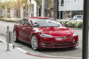 2013 Tesla Model S Performance Photo