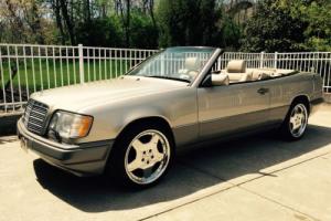1994 Mercedes-Benz 300-Series E320 Mercedes Benz convertible