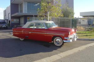  Ford Sunliner 1954 Convertible 