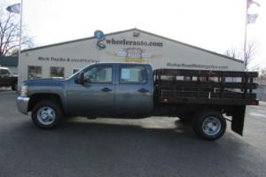 2008 Chevrolet C/K Pickup 3500  C3500HD CREW CAB 2WD DUALLY STAKEBED Photo