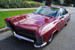 1965 Buick Riviera MILDLY CUSTOMIZED WITH A 455 4 BBL V8 ENGINE