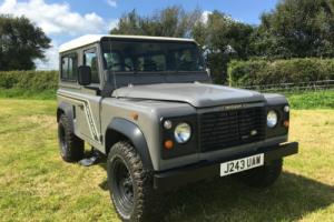 1992 Land Rover Defender Photo