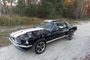 1967 Ford Mustang coupe Photo
