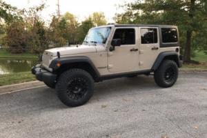 2016 Jeep Wrangler Unlimited Photo