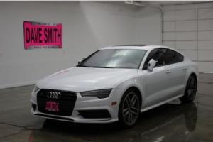 2016 Audi Other 4dr HB Photo