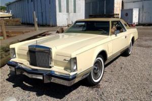 1977 Lincoln Continental Coupe Photo