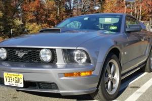 2006 Ford Mustang Photo