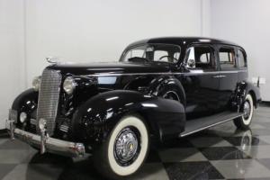 1937 Cadillac Fleetwood 75 Touring Imperial Photo