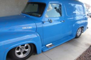 1953 Ford Panel Truck Photo