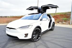 2016 Tesla Model X Photo