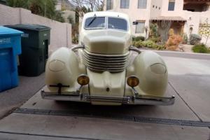 1937 Cord 812 Beverly