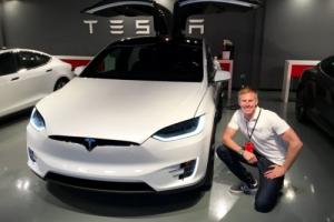 2016 Tesla Model X Photo