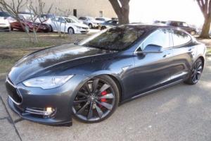 2015 Tesla Model S - P85D Performance Tech AutoPilot Model S - P85D Performance Tech AutoPilot