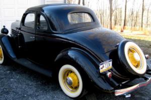 1935 Ford 5 Window Coupe