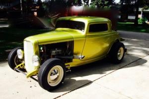 1932 Ford THREE WINDOW COUPE THREE WINDOW COUPE