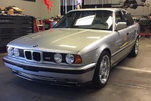 1991 BMW M5