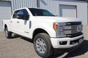 2017 Ford F-250 Crew Cab Shortbed Photo