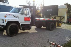 1993 Ford F700 Photo