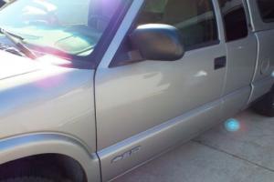 2002 Chevrolet S-10 Photo
