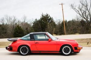 1984 Porsche 911 Carrera Targa