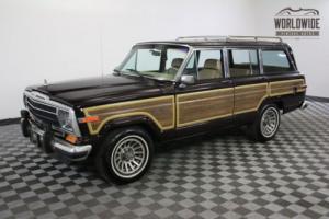 1989 Jeep Wagoneer COLLECTOR GRADE LOW MILES GORGEOUS Photo