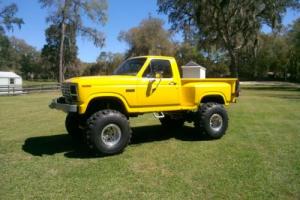1984 Ford F-350 Photo