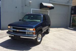 1999 Chevrolet Tahoe 2dr 4WD Photo
