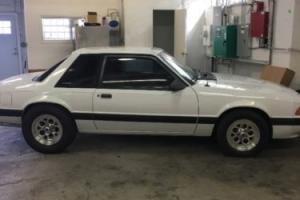 1990 Ford Mustang