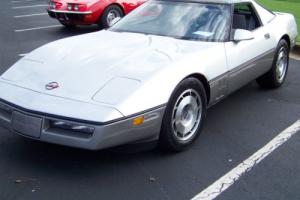 1987 Chevrolet Corvette Coupe Photo