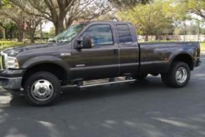 2006 Ford F-350 Super Cab Photo