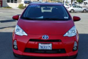 2012 Toyota Prius 5dr Hatchback Two Photo