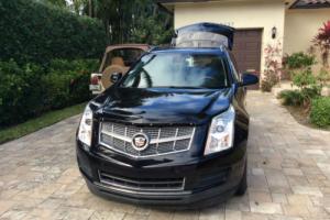 2010 Cadillac SRX Photo