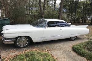1960 Cadillac DeVille coupe Photo