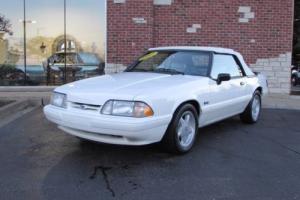 1993 Ford Mustang LX 5.0 Convertible Photo