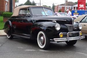 1941 Ford Super DeLuxe Photo