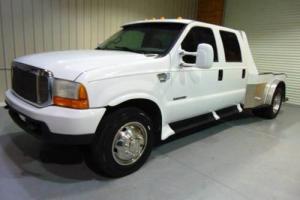 2000 Ford F-550 -- Photo