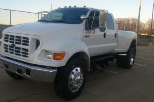 2000 Ford F750 Photo