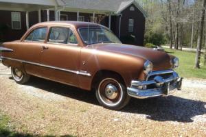 1951 Ford Custom sedan