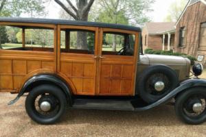 1932 Ford Woody Wagon Photo