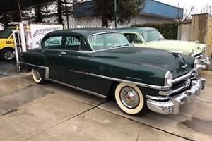 1953 Chrysler Windsor Deluxe Photo
