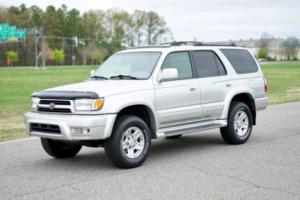 1999 Toyota 4Runner 4Runner Limited / Serviced & Carfax Certified!! Photo