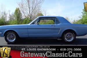 1965 Ford Mustang -- Photo